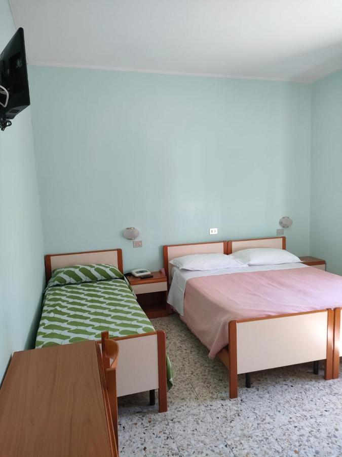Albergo La Primula Chianciano Terme Bagian luar foto